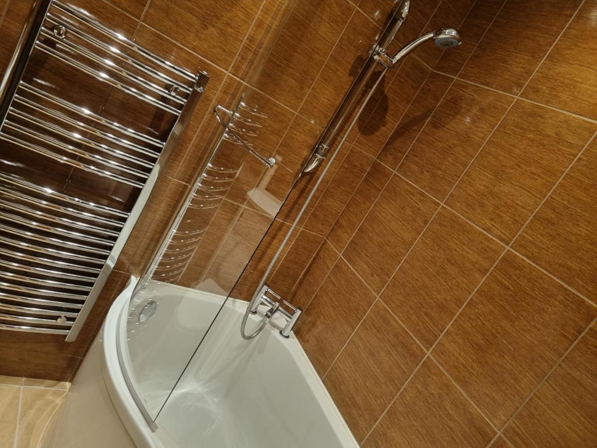 Stunning 2 Bed/2 Bath Flat In Waterloo, Londonアパートメント エクステリア 写真